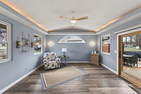 1244 Granada Circle N Oakdale MN 55128