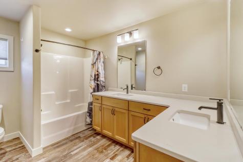 4106 Arthur Drive Fargo ND 58104