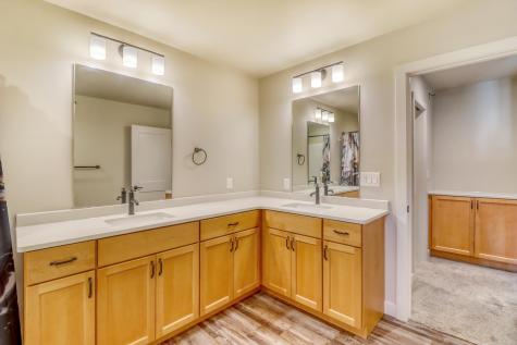 4106 Arthur Drive Fargo ND 58104