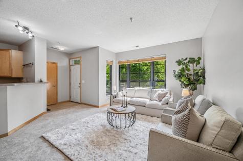 820 Emerald Street Saint Paul MN 55114