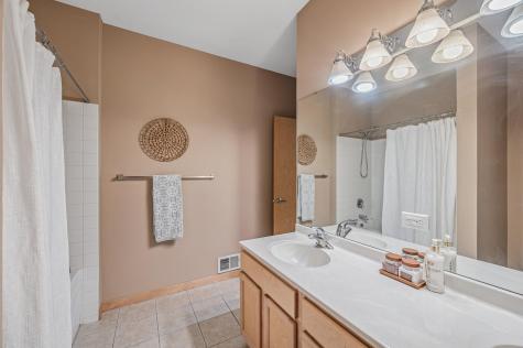 820 Emerald Street Saint Paul MN 55114