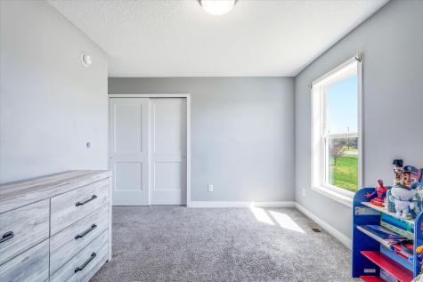 11829 71st Street NE Albertville MN 55301