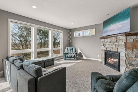 9614 198th Street W Lakeville MN 55044