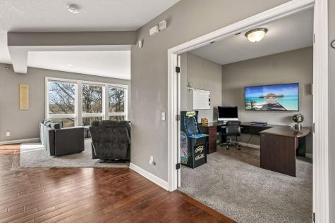 9614 198th Street W Lakeville MN 55044