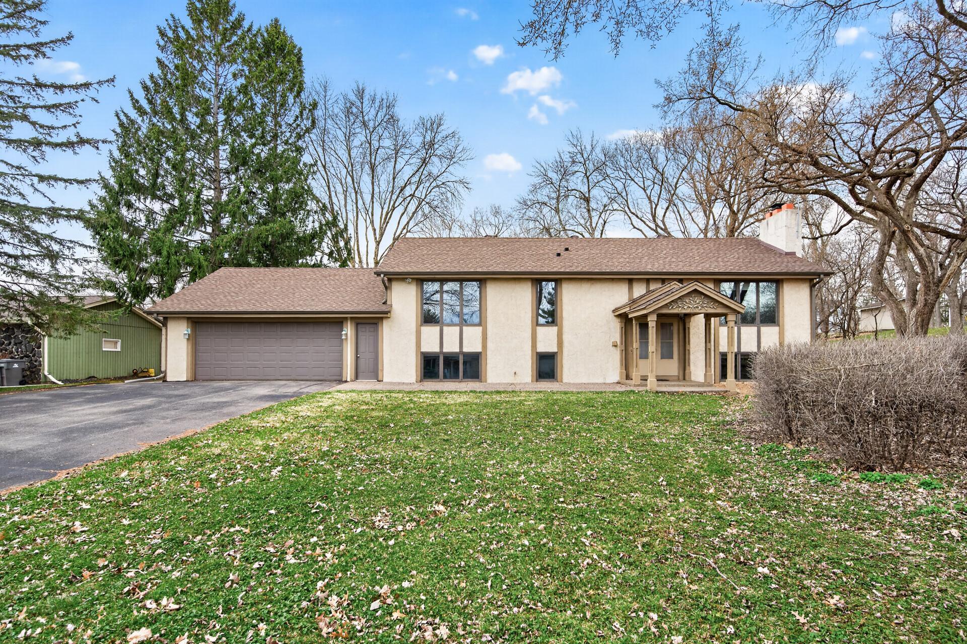 4134 Red Oak Ridge Minnetonka MN 55345