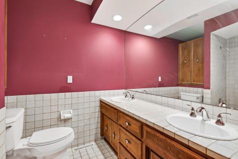 4134 Red Oak Ridge Minnetonka MN 55345