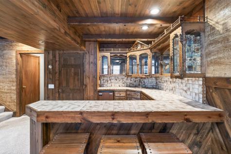 4134 Red Oak Ridge Minnetonka MN 55345