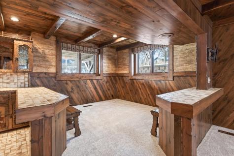 4134 Red Oak Ridge Minnetonka MN 55345
