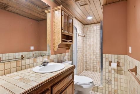 4134 Red Oak Ridge Minnetonka MN 55345