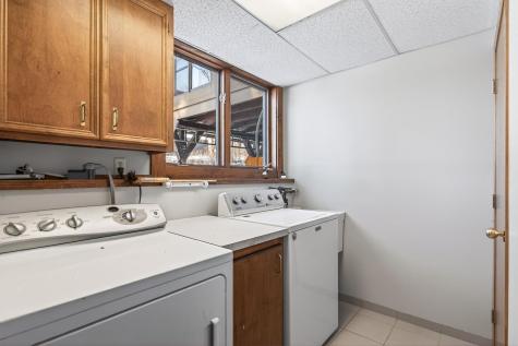 4134 Red Oak Ridge Minnetonka MN 55345