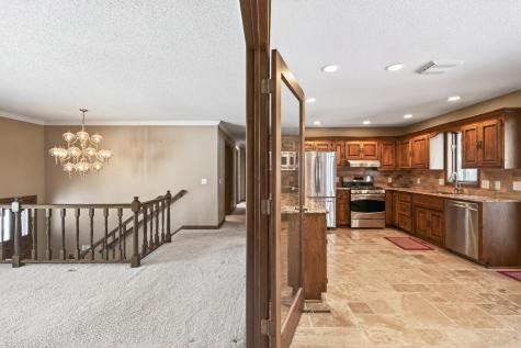 4134 Red Oak Ridge Minnetonka MN 55345