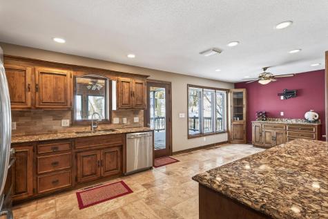 4134 Red Oak Ridge Minnetonka MN 55345