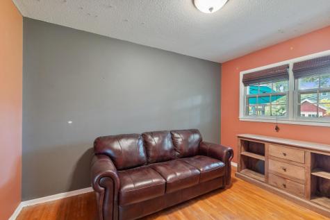 9024 47 1/2 Avenue N New Hope MN 55428
