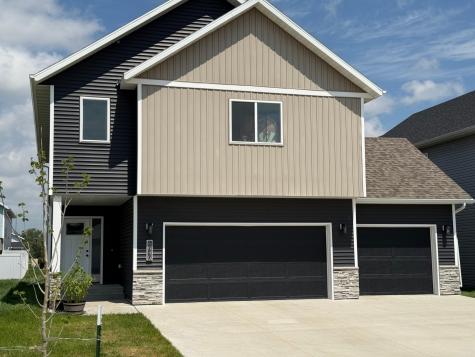 6040 79th Avenue S Horace ND 58047