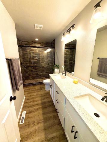 6040 79th Avenue S Horace ND 58047