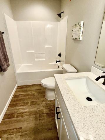 6040 79th Avenue S Horace ND 58047