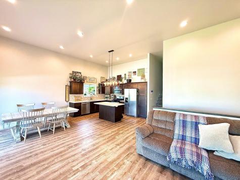 6040 79th Avenue S Horace ND 58047