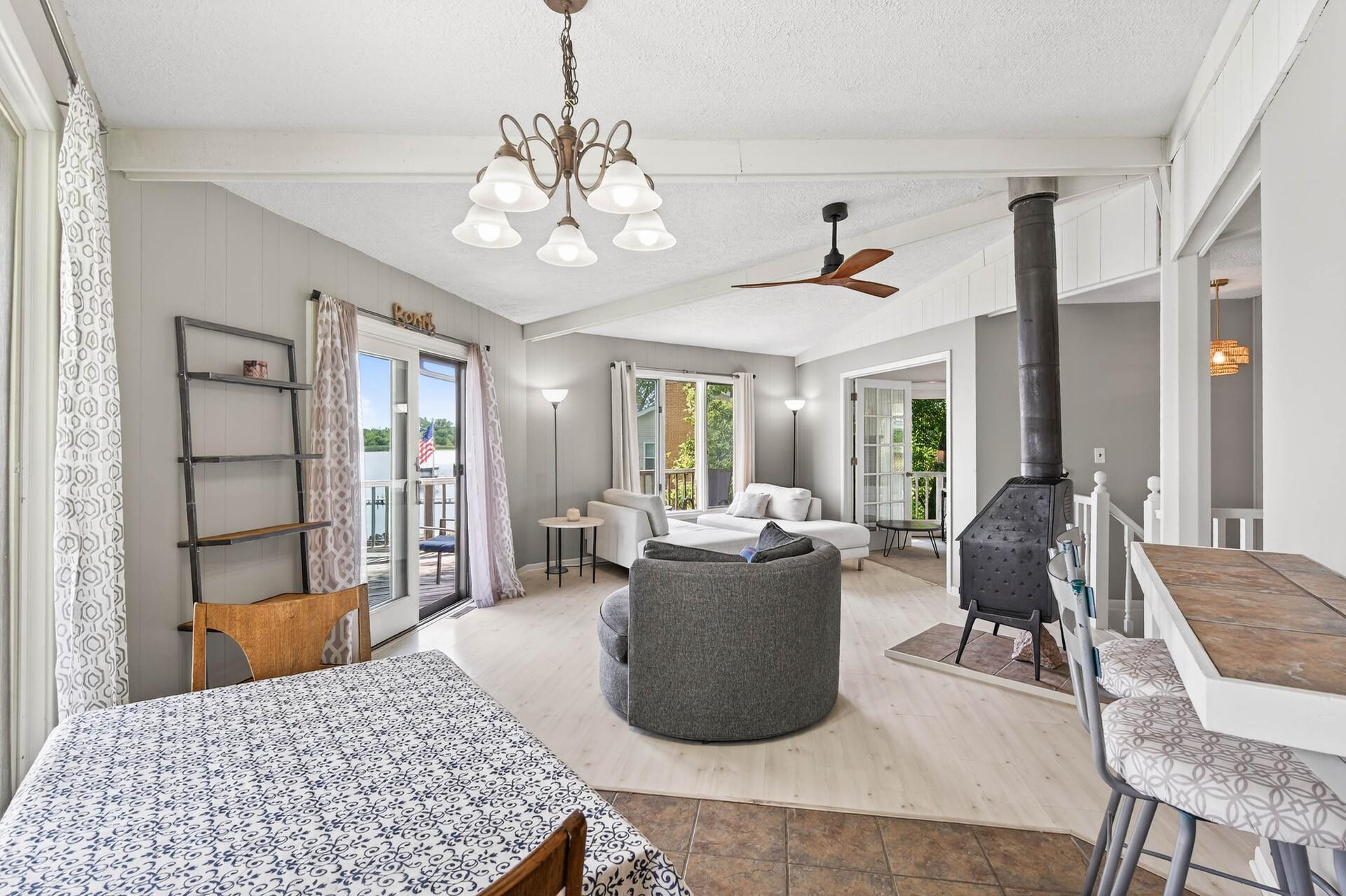 1794 Lawrence Circle NW Annandale MN 55302