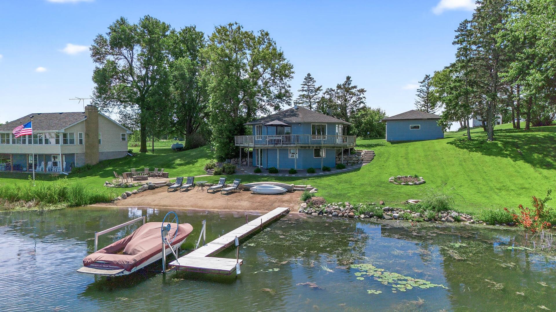 1794 Lawrence Circle NW Annandale MN 55302