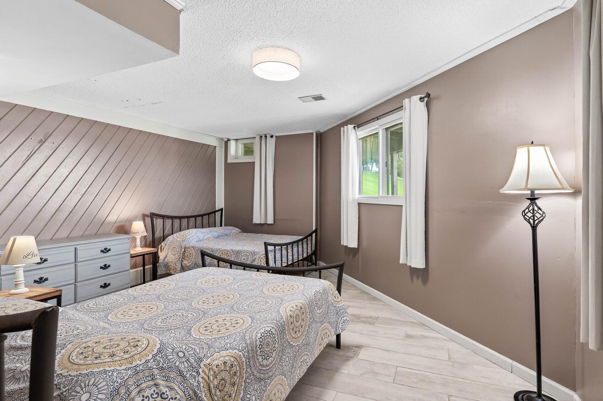 1794 Lawrence Circle NW Annandale MN 55302