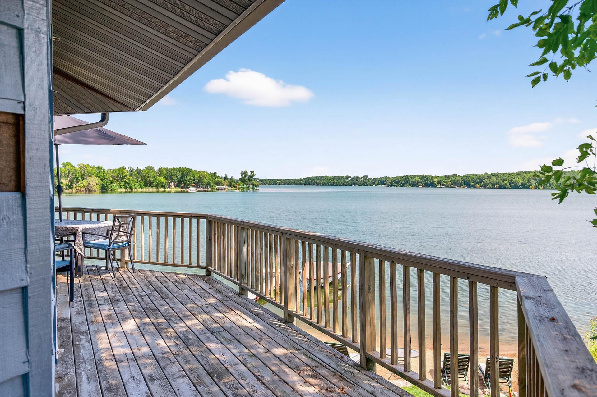 1794 Lawrence Circle NW Annandale MN 55302