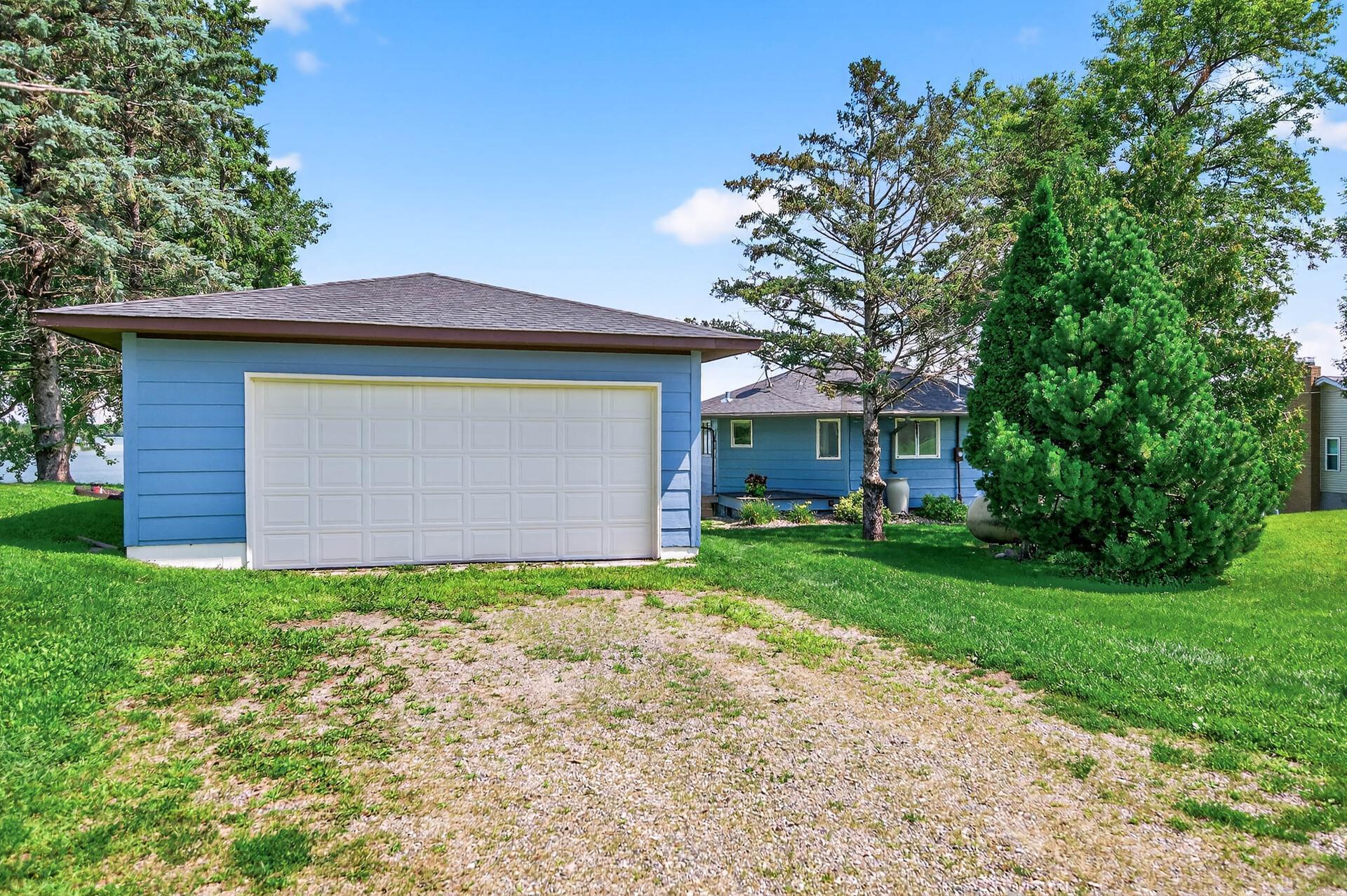 1794 Lawrence Circle NW Annandale MN 55302