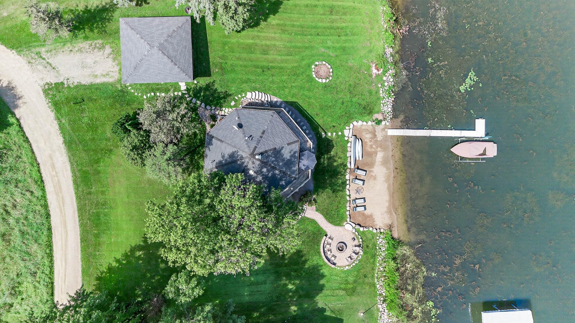 1794 Lawrence Circle NW Annandale MN 55302