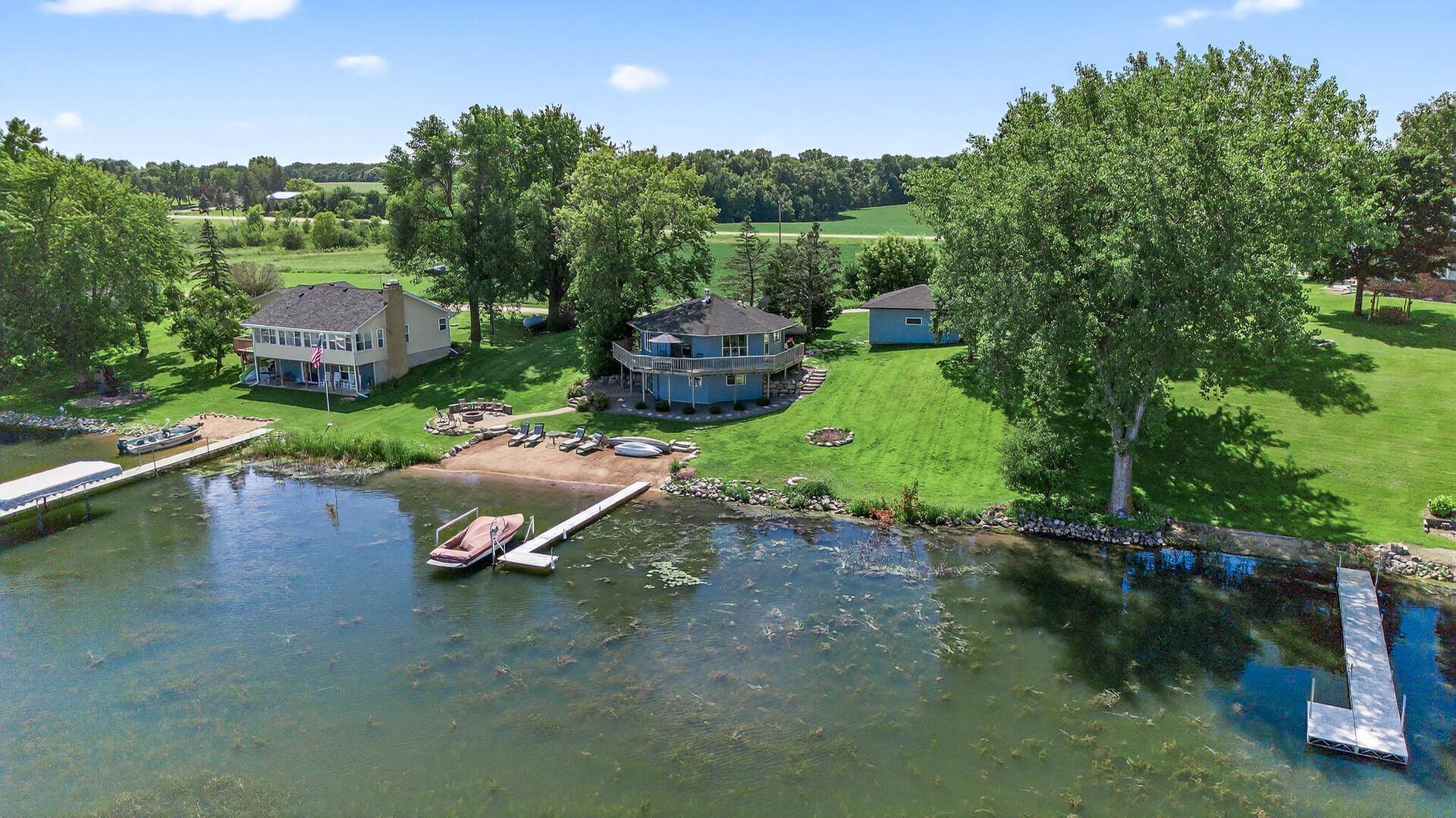 1794 Lawrence Circle NW Annandale MN 55302