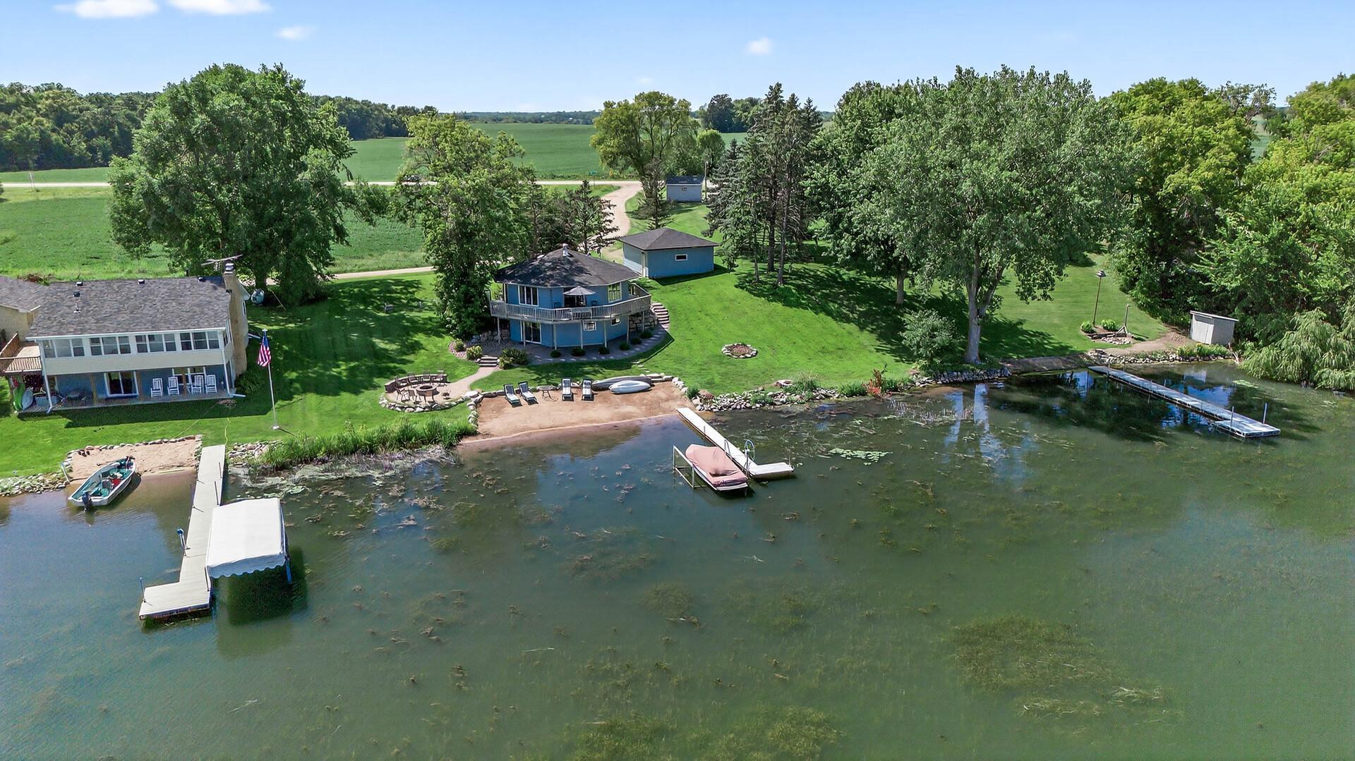 1794 Lawrence Circle NW Annandale MN 55302