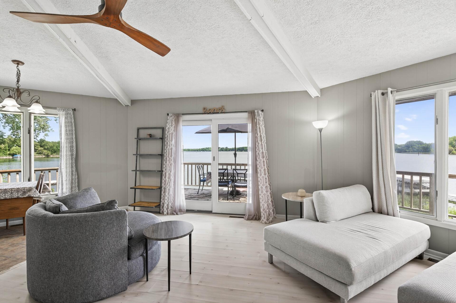 1794 Lawrence Circle NW Annandale MN 55302