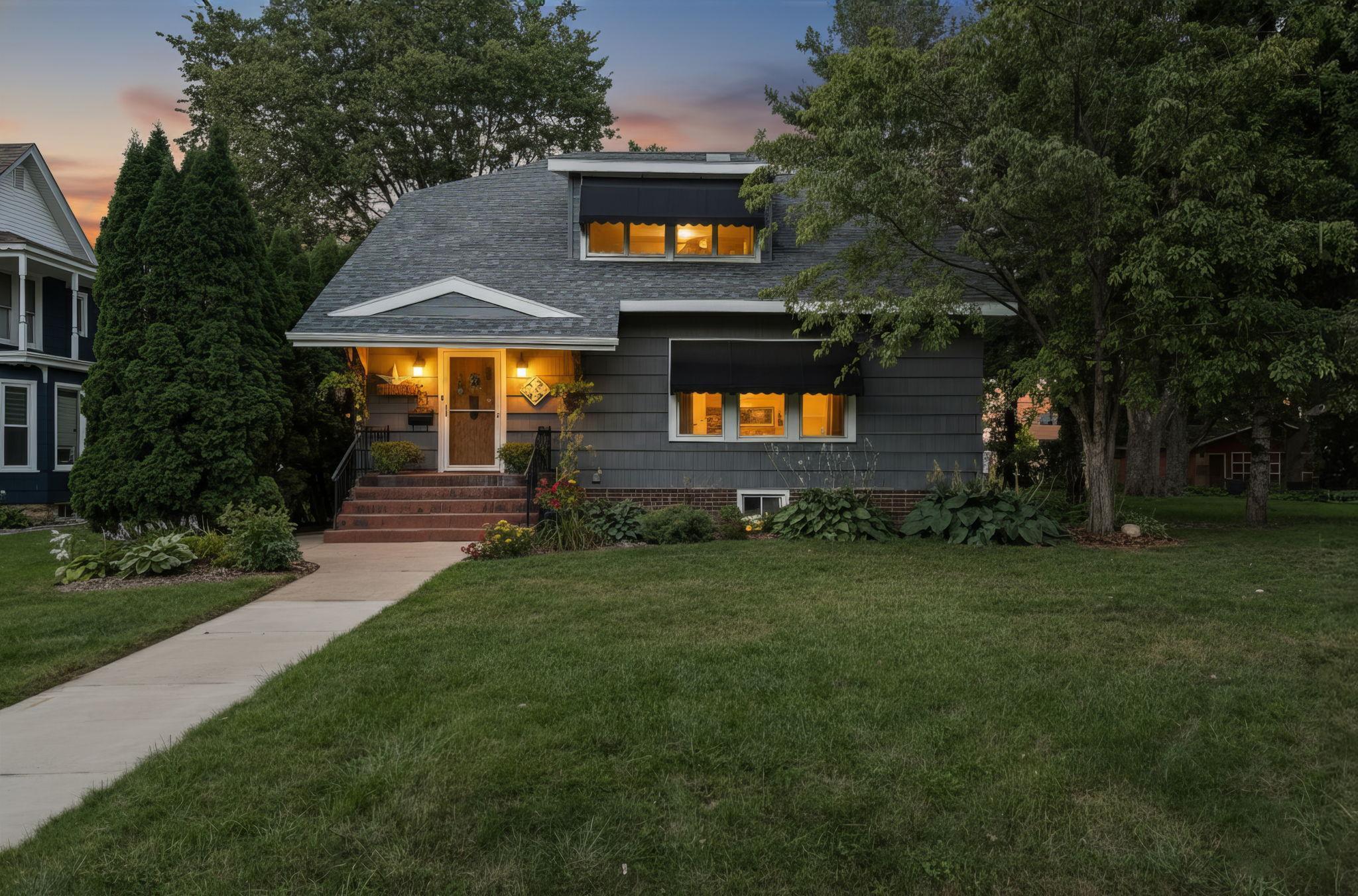 406 8th Place NW Austin MN 55912