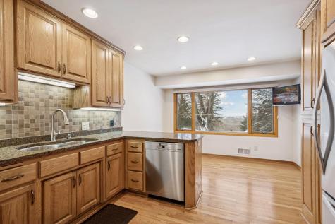1835 Hunter Lane Mendota Heights MN 55118