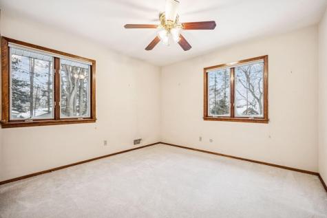 1835 Hunter Lane Mendota Heights MN 55118