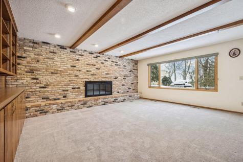 1835 Hunter Lane Mendota Heights MN 55118