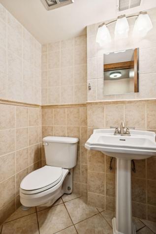 1835 Hunter Lane Mendota Heights MN 55118