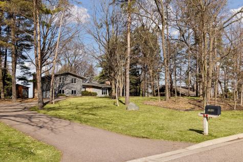 1835 Hunter Lane Mendota Heights MN 55118