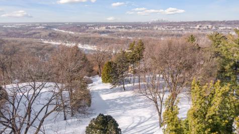 1835 Hunter Lane Mendota Heights MN 55118