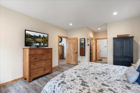 51425 Long Point Place Mcgregor MN 55760