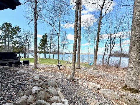 51425 Long Point Place Mcgregor MN 55760
