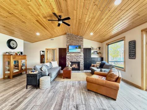 51425 Long Point Place Mcgregor MN 55760