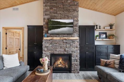 51425 Long Point Place Mcgregor MN 55760