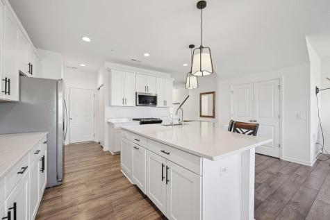18528 60th Avenue N Plymouth MN 55446