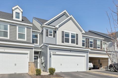 18528 60th Avenue N Plymouth MN 55446