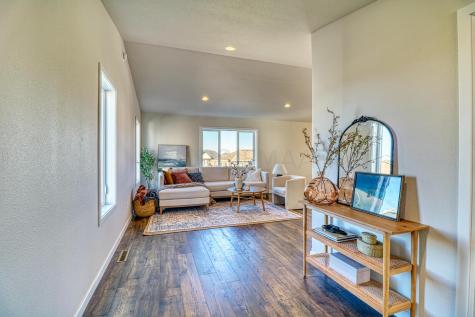 6325 Saint Ann Avenue Horace ND 58047