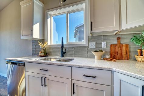 6325 Saint Ann Avenue Horace ND 58047