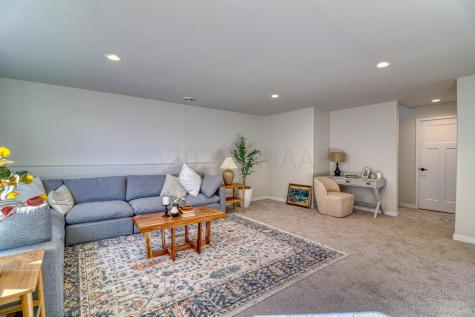 6325 Saint Ann Avenue Horace ND 58047