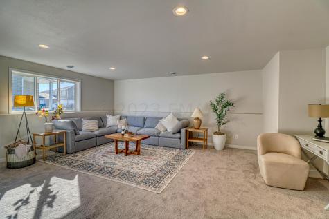 6325 Saint Ann Avenue Horace ND 58047
