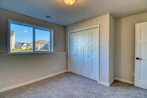 6325 Saint Ann Avenue Horace ND 58047