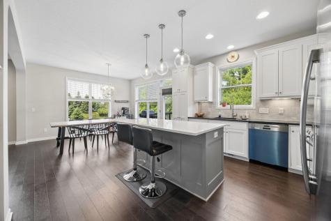 16315 Envoy Way Lakeville MN 55044