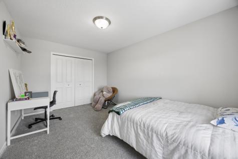 16315 Envoy Way Lakeville MN 55044